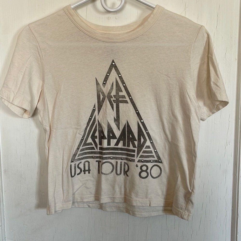 Def Leppard crop tee